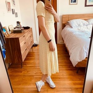 Yellow short sleeved camp collar printed dress